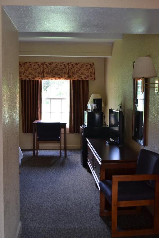 Americas Best Value Inn Smithfield Kültér fotó
